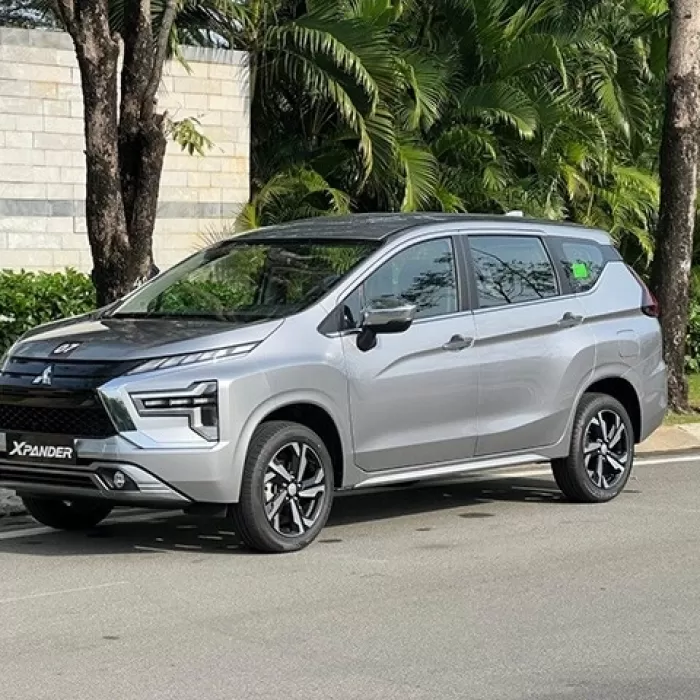 Hình ảnh xe 7 chỗ