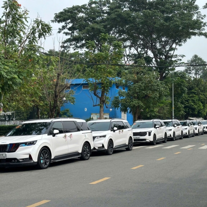 Hình ảnh xe 7 chỗ